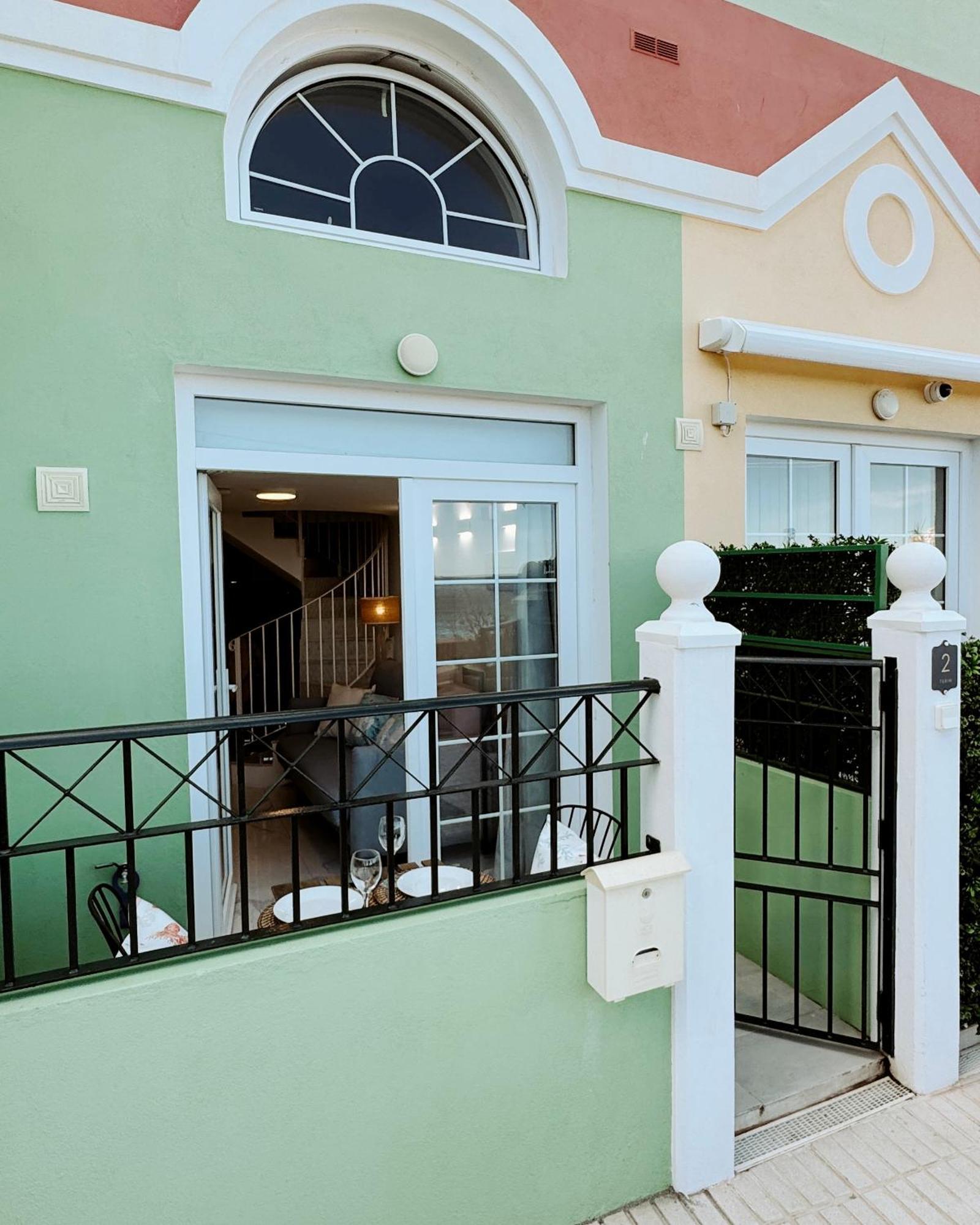 Unique Waterfront Duplex On The Mediterranean - Caleta, Catalan Bay Gibilterra Esterno foto